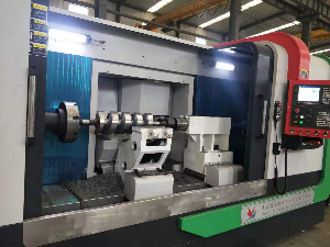 五軸專用機(jī)床進(jìn)入調(diào)試階段！